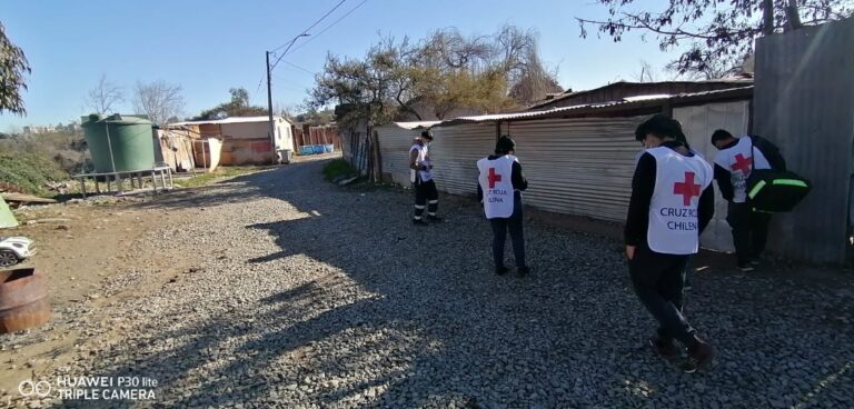 FILIAL PUENTE ALTO ESTÁ APOYANDO CAMPAÑA DE VACUNACIÓN CONTRA EL CORONAVIRUS EN ZONAS MARGINALES DE LA COMUNA