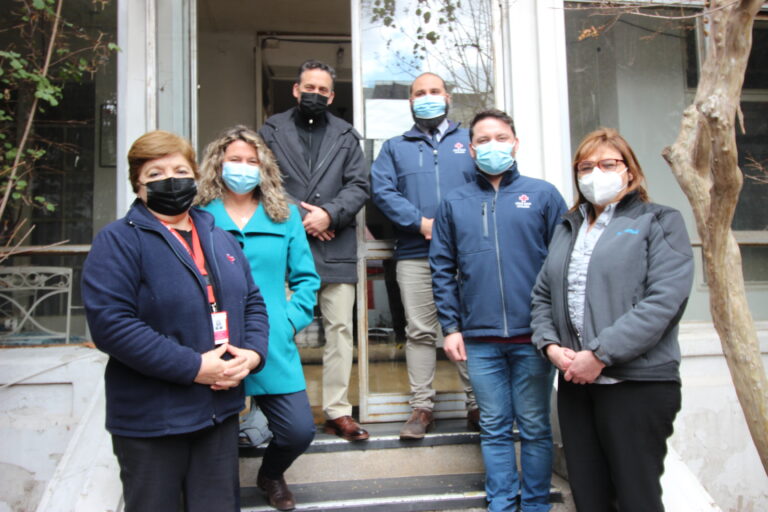 EJECUTIVOS DE AUTOMOTRIZ PORTILLO VISITARON LA SEDE CENTRAL DE CRUZ ROJA CHILENA PARA DONAR VACUNAS CONTRA LA INFLUENZA