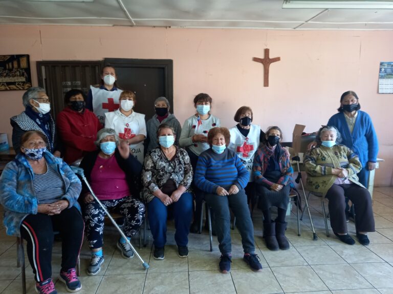 FILIAL VIÑA DEL MAR ENTREGÓ AYUDA HUMANITARIA A CENTRO INTEGRAL PARA EL ADULTO MAYOR PRIMAVERA EN EL CORAZÓN