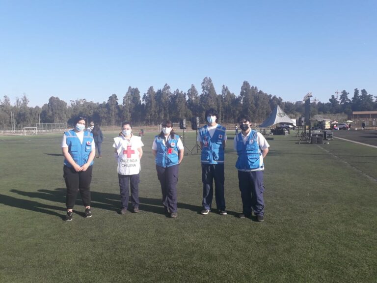 VOLUNTARIOS DE LA FILIAL CONCÓN HABILITARON PUESTO DE PRIMEROS AUXILIOS PARA APOYAR ACTIVIDADES DE AUTOCINE
