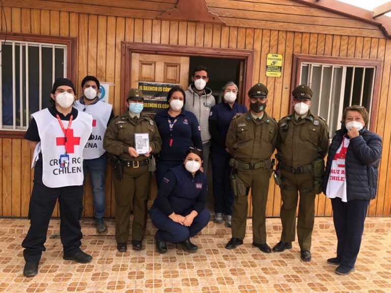 CRUZ ROJA CHILENA LLEVÓ A CABO RONDA SANITARIA EN CALETA CHANAVAYITA