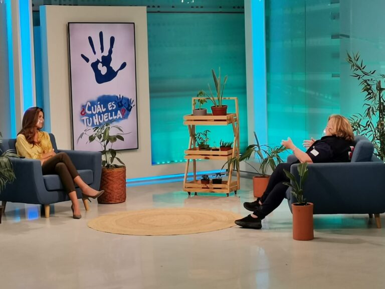 Presidenta Nacional de Cruz Roja Chilena participó en programa de TVN «¿Cuál es tu huella»?