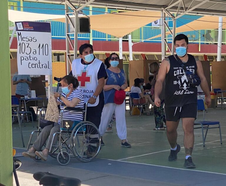 Cruz Roja dispuso de más de 1.600 voluntarios para dar primeros auxilios en segunda vuelta presidencial