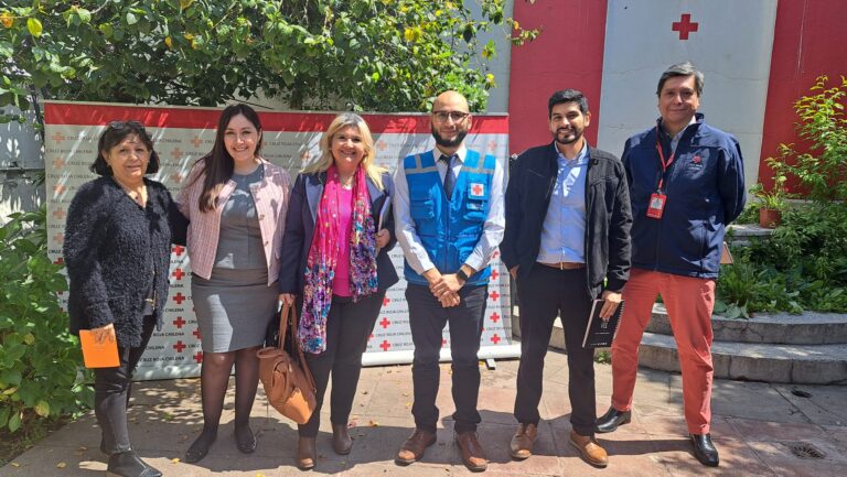 Reunión de trabajo entre Cruz Roja Chilena y Servel