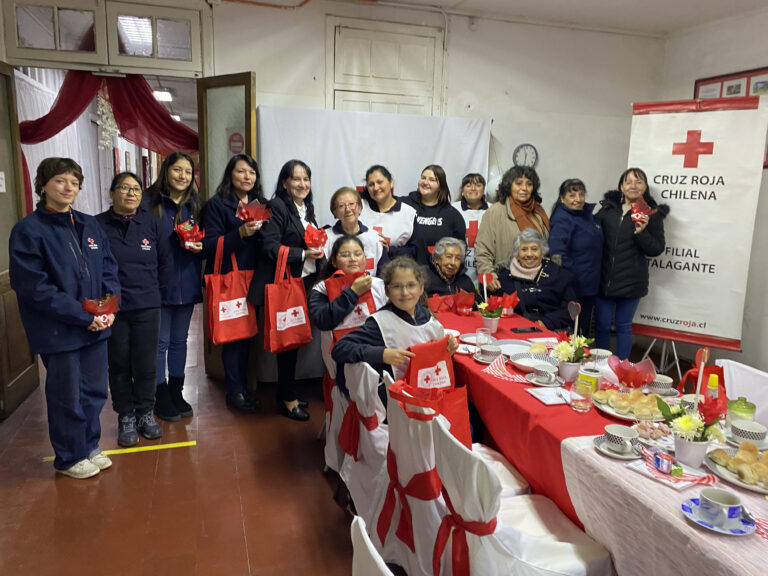 Cruz Roja Talagante celebró el Día de la Madre