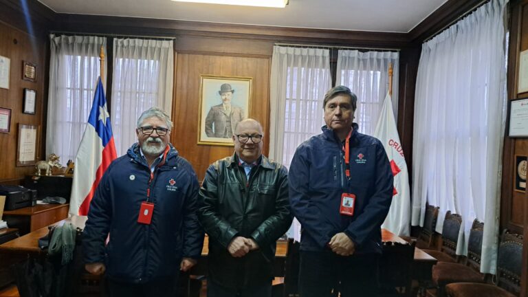 Presidente Nacional de Cruz Roja Chilena sostuvo reunión con presidente de Conadecus
