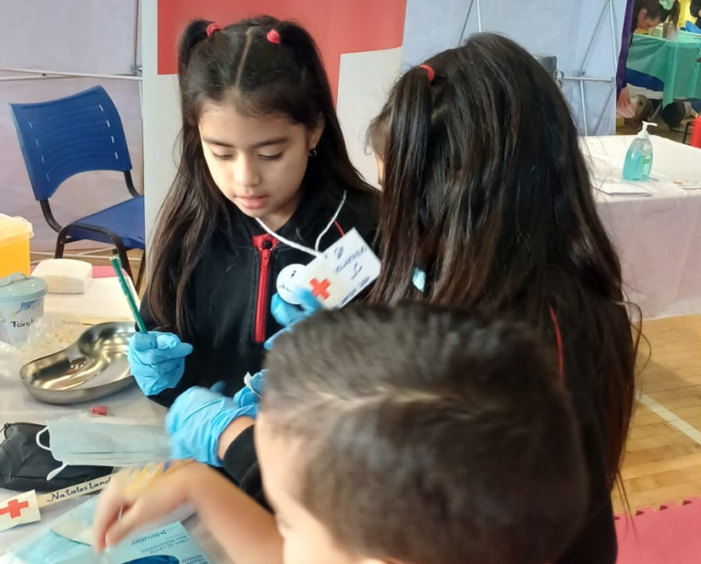 Cruz Roja Puerto Natales participó en «Nataleslandia»