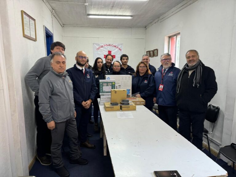 Presidente Nacional encabezó entrega de recursos tecnológicos en O’higgins y el Maule 