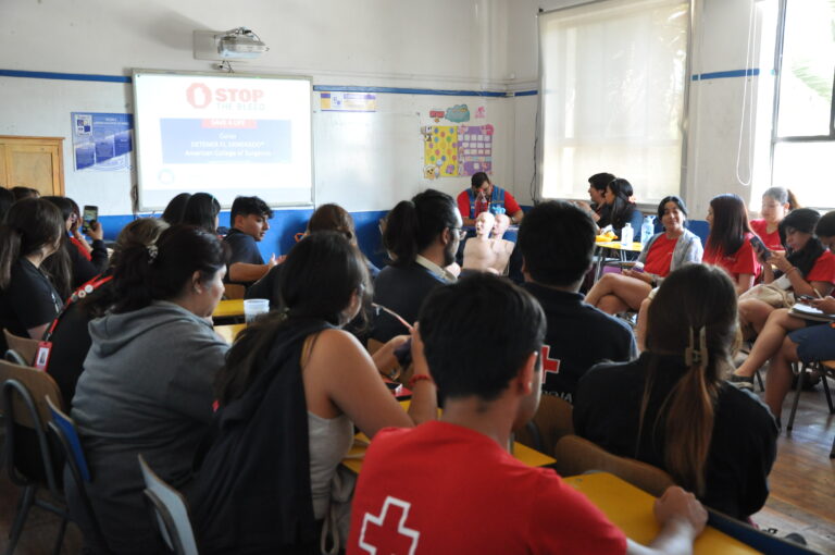 La Juventud de Cruz Roja Chilena potencia sus habilidades en el Campamento 2025