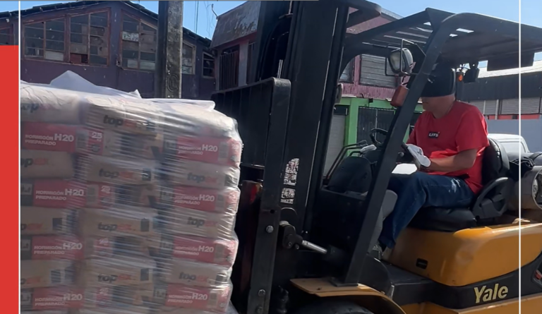 Sodimac y Movidos por Chile realizaron importante donación para víctimas de los incendios